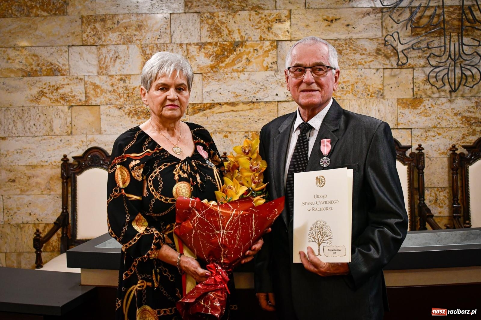 Zdjęcie w galerii na portalu naszraciborz.pl: Złote gody w raciborskim USC [FOTO i WIDEO] wiadomości z regionu
