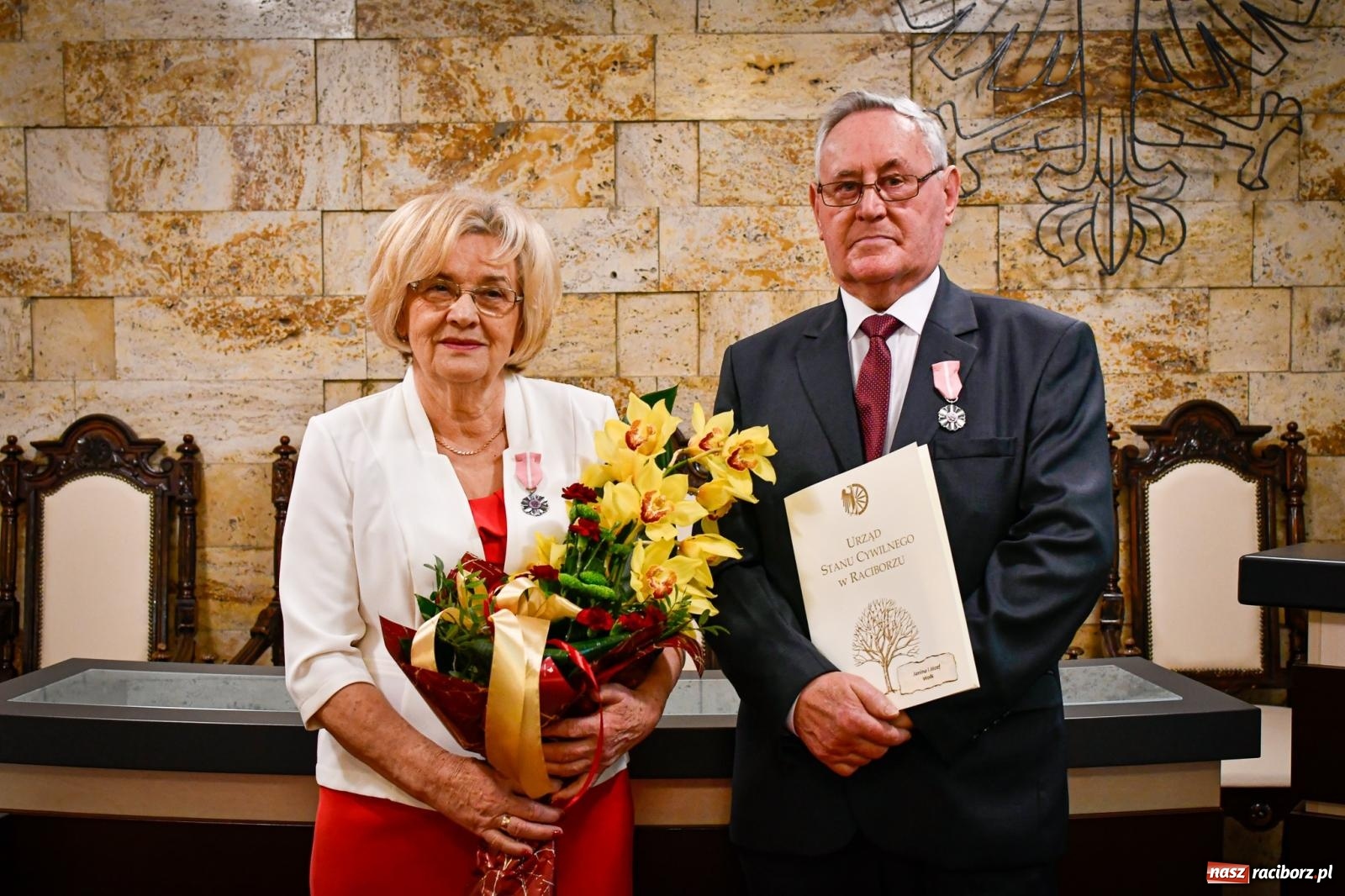 Zdjęcie w galerii na portalu naszraciborz.pl: Złote gody w raciborskim USC [FOTO i WIDEO] wiadomości z regionu