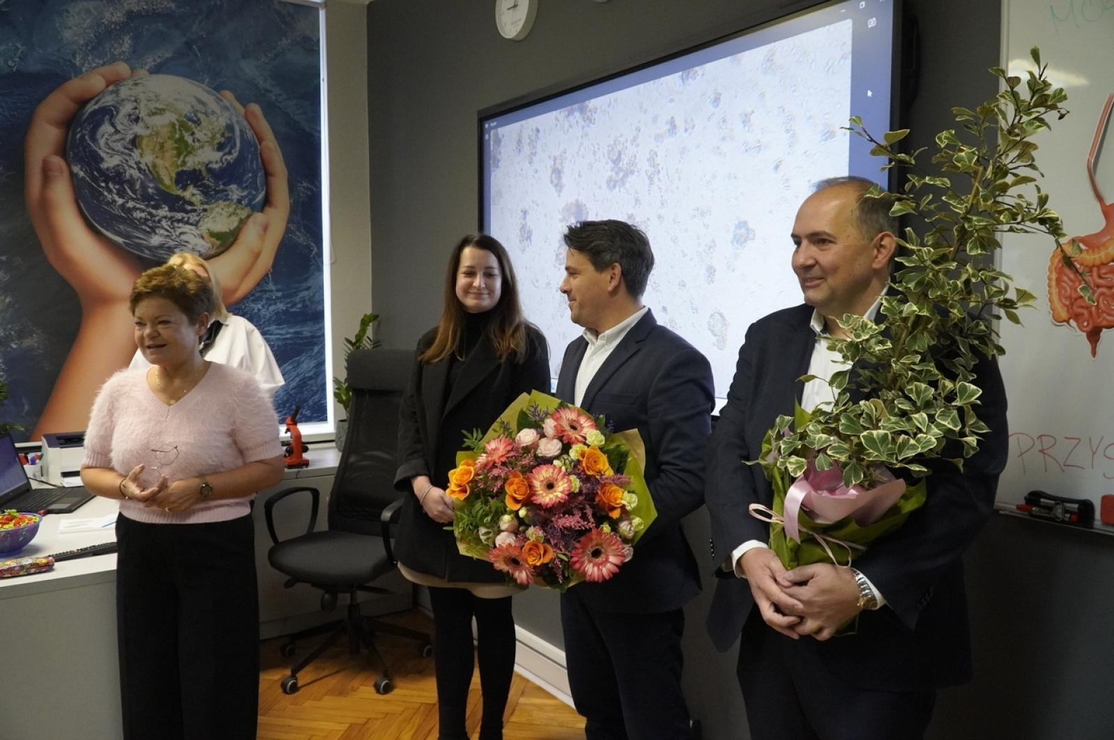 Zdjęcie w galerii na portalu naszraciborz.pl: Świat wokół nas - Zielona Pracownia w SP 13 już otwarta wiadomości z regionu