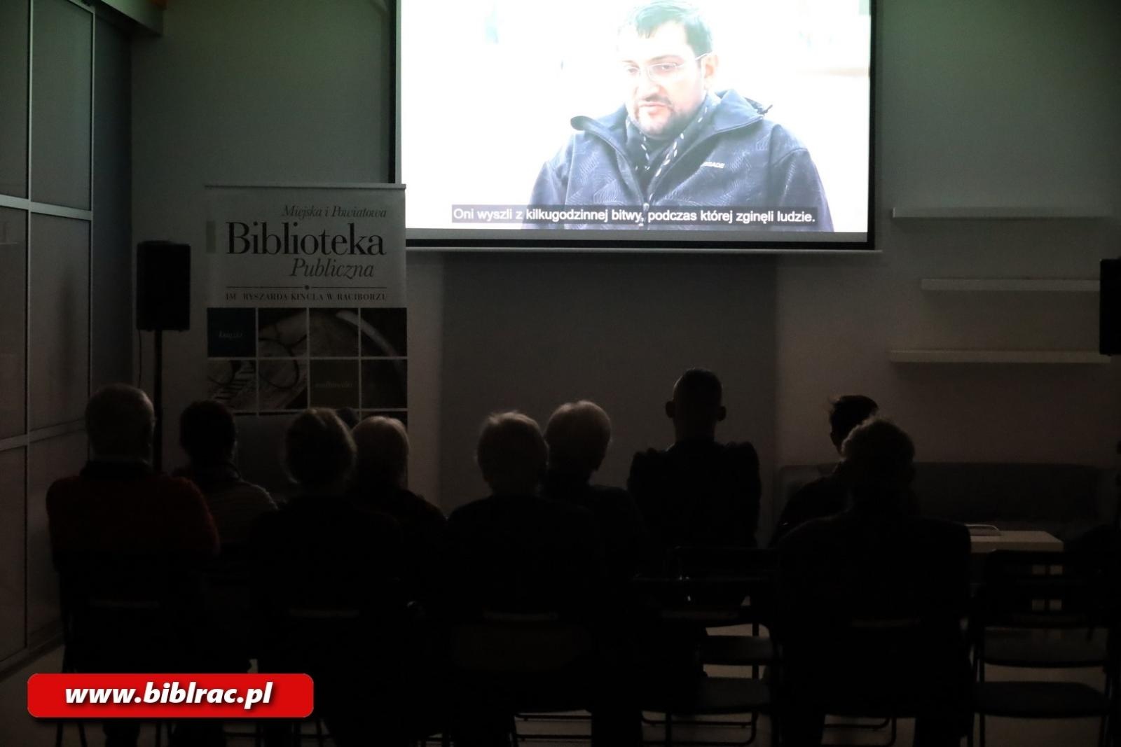 Zdjęcie w galerii na portalu naszraciborz.pl: Chłopcy, co wy narobiliście? Borys Tynka ponownie w Raciborzu wiadomości z regionu