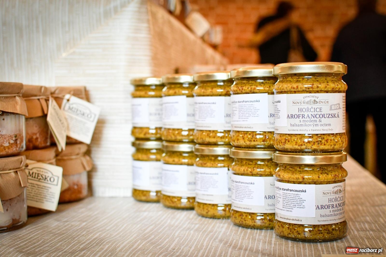 Zdjęcie w galerii na portalu naszraciborz.pl: Ruszył Adwentowy Jarmark w Starym Opactwie w Rudach – zaproszenie na magiczny czas świąt wiadomości z regionu