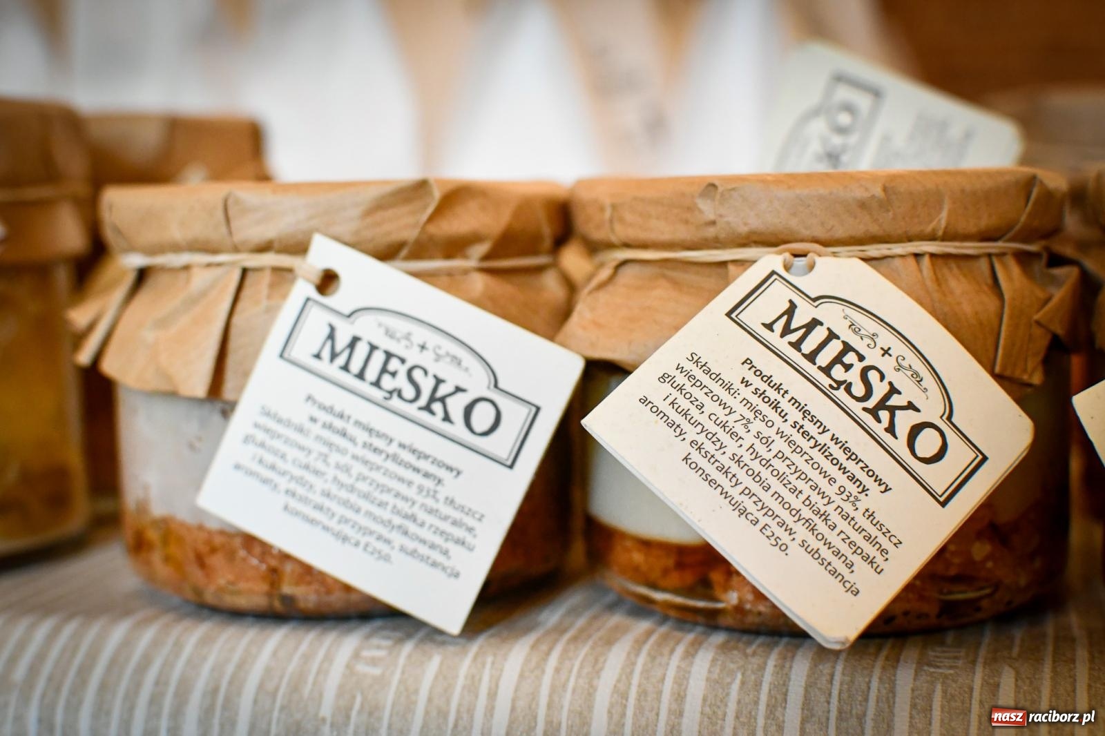 Zdjęcie w galerii na portalu naszraciborz.pl: Ruszył Adwentowy Jarmark w Starym Opactwie w Rudach – zaproszenie na magiczny czas świąt wiadomości z regionu