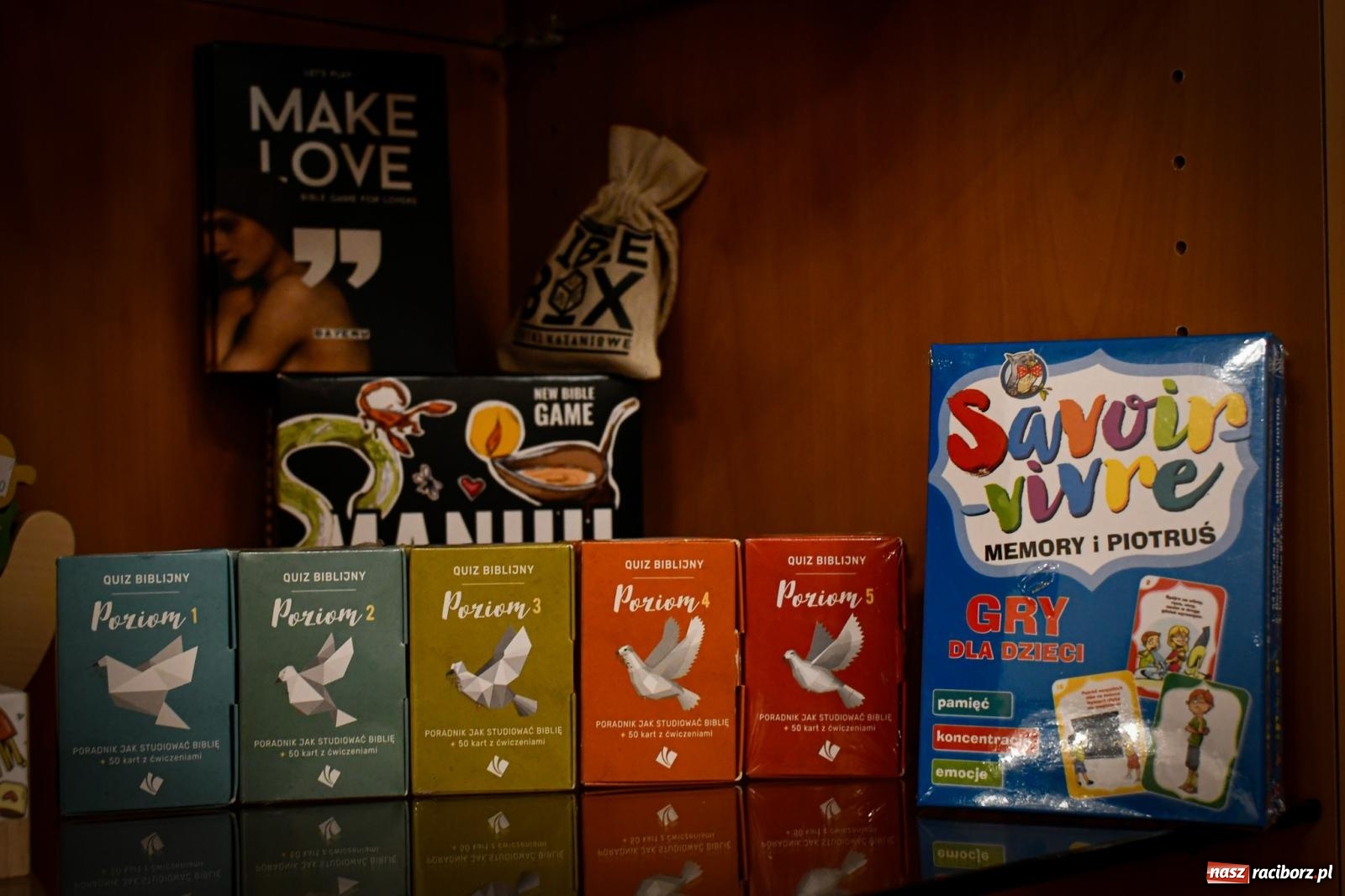 Zdjęcie w galerii na portalu naszraciborz.pl: Ruszył Adwentowy Jarmark w Starym Opactwie w Rudach – zaproszenie na magiczny czas świąt wiadomości z regionu