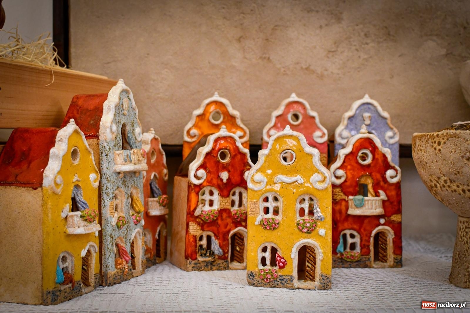 Zdjęcie w galerii na portalu naszraciborz.pl: Ruszył Adwentowy Jarmark w Starym Opactwie w Rudach – zaproszenie na magiczny czas świąt wiadomości z regionu