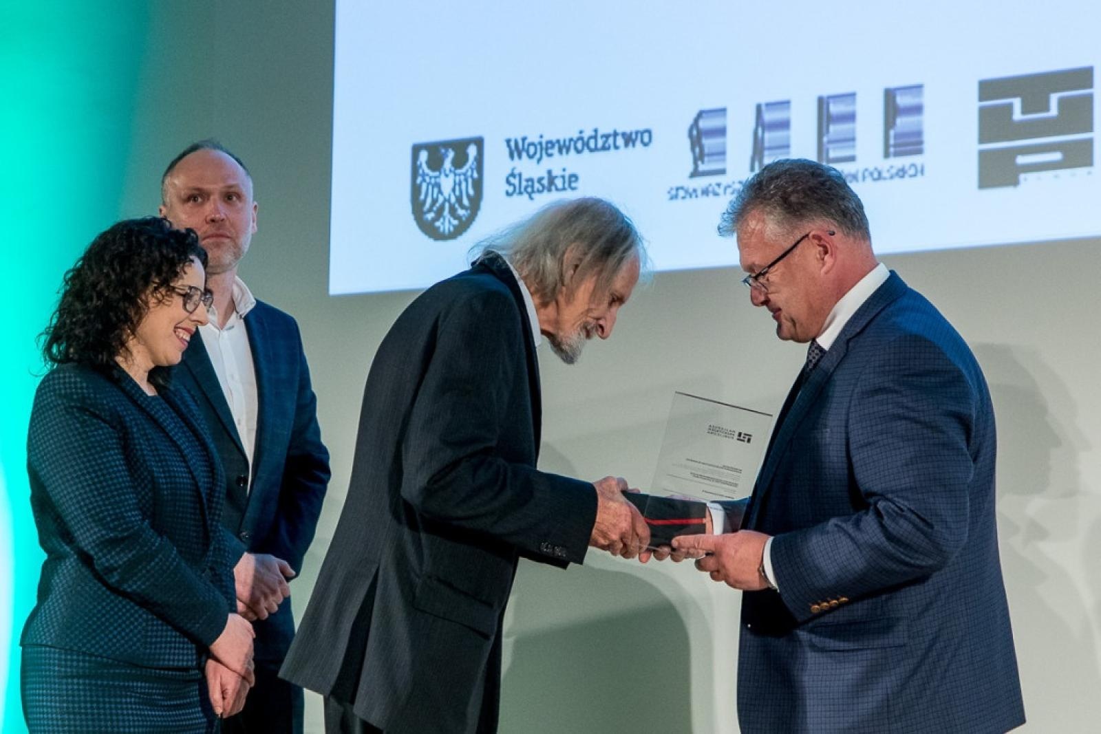 Zdjęcie w galerii na portalu naszraciborz.pl: Śląskie nagradza najlepszą przestrzeń. Wyróżnienie dla gminy Krzyżanowice wiadomości z regionu