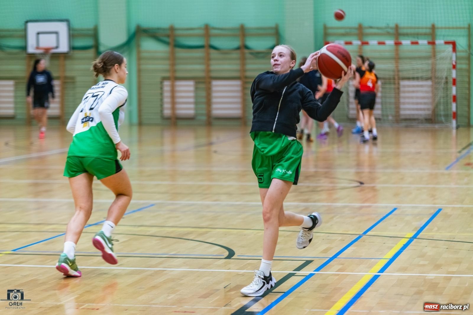 Zdjęcie w galerii na portalu naszraciborz.pl: Na zawale, albo wcale. Kolejna wygrana RKK AZS Racibórz [FOTO i WIDEO] wiadomości z regionu