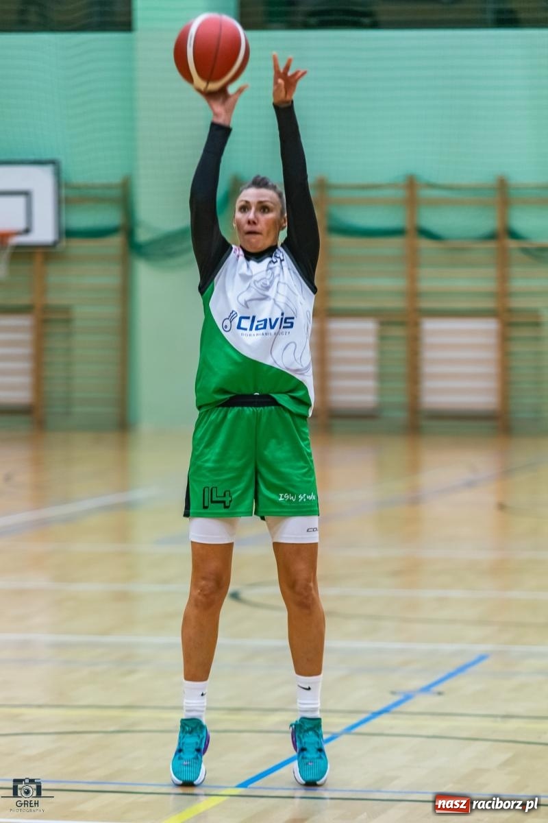 Zdjęcie w galerii na portalu naszraciborz.pl: Na zawale, albo wcale. Kolejna wygrana RKK AZS Racibórz [FOTO i WIDEO] wiadomości z regionu