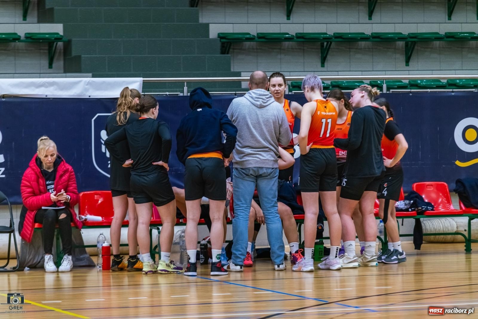 Zdjęcie w galerii na portalu naszraciborz.pl: Na zawale, albo wcale. Kolejna wygrana RKK AZS Racibórz [FOTO i WIDEO] wiadomości z regionu