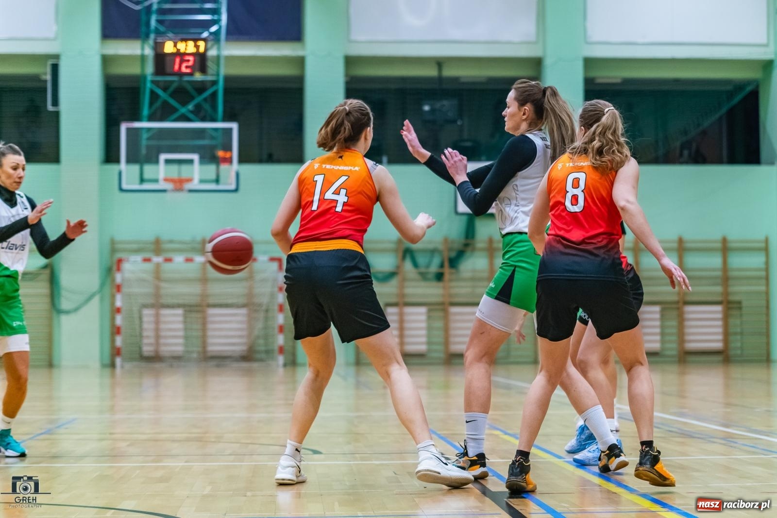 Zdjęcie w galerii na portalu naszraciborz.pl: Na zawale, albo wcale. Kolejna wygrana RKK AZS Racibórz [FOTO i WIDEO] wiadomości z regionu