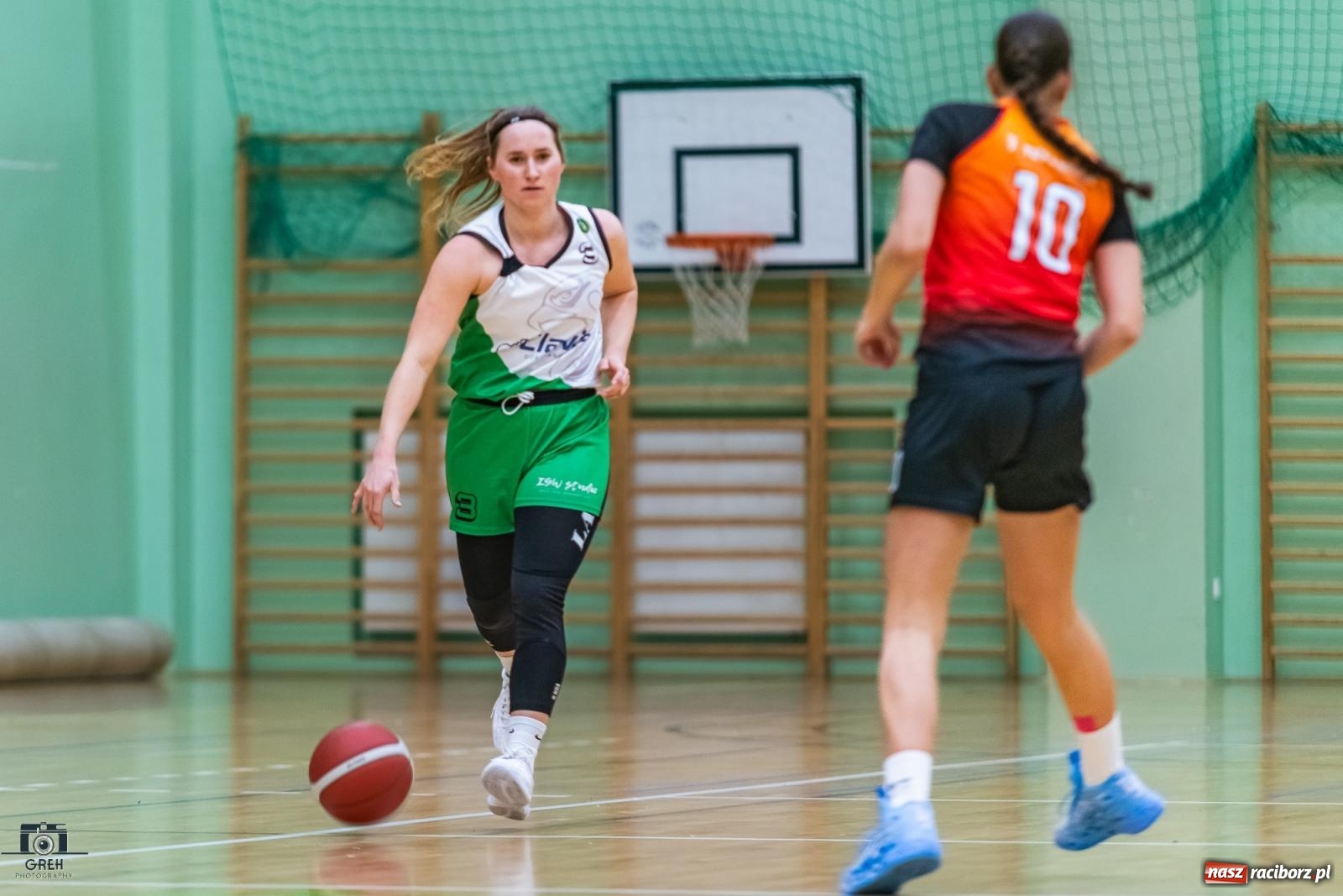 Zdjęcie w galerii na portalu naszraciborz.pl: Na zawale, albo wcale. Kolejna wygrana RKK AZS Racibórz [FOTO i WIDEO] wiadomości z regionu