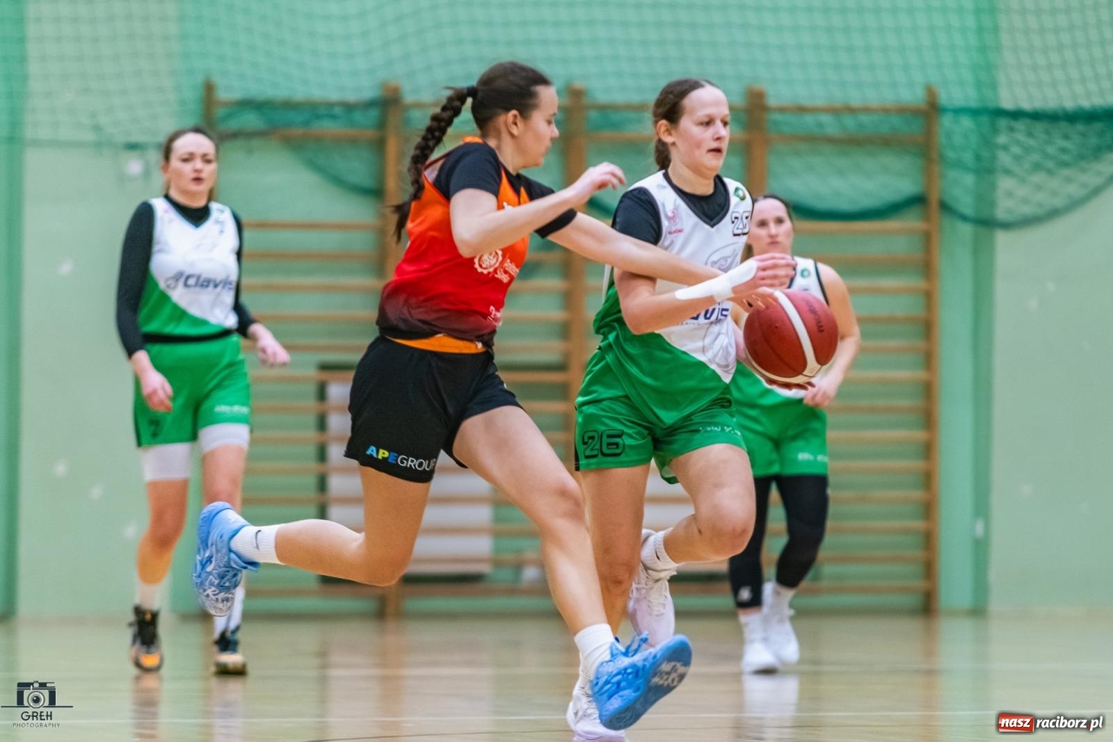 Zdjęcie w galerii na portalu naszraciborz.pl: Na zawale, albo wcale. Kolejna wygrana RKK AZS Racibórz [FOTO i WIDEO] wiadomości z regionu