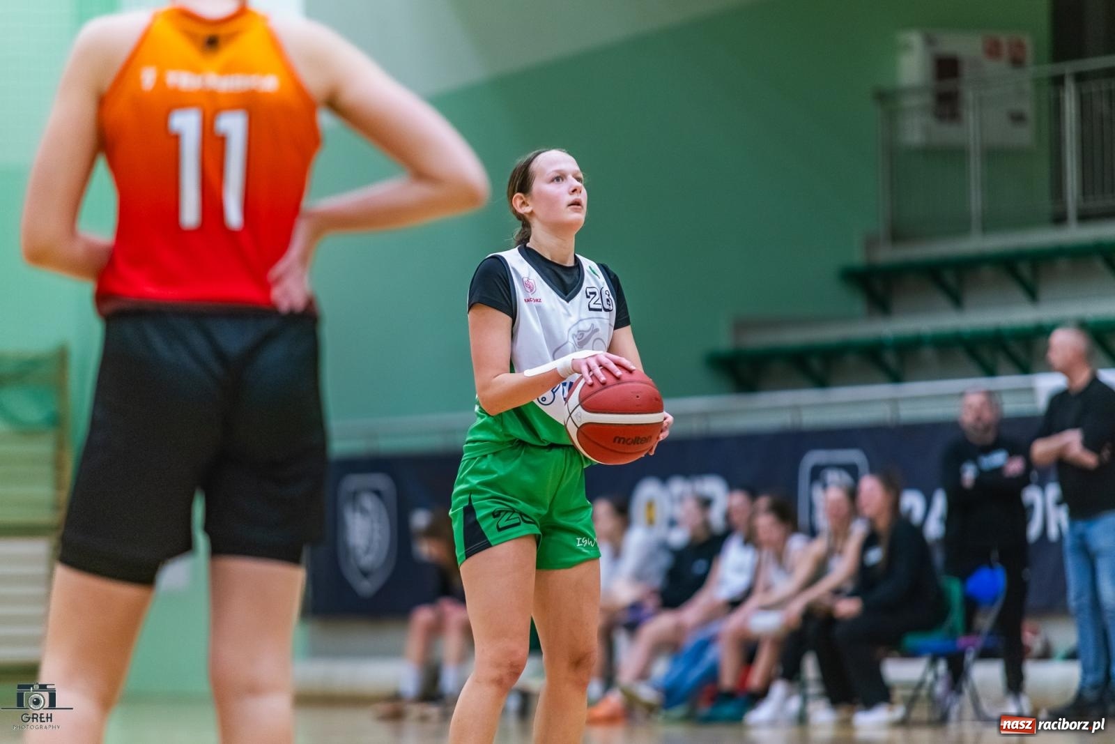 Zdjęcie w galerii na portalu naszraciborz.pl: Na zawale, albo wcale. Kolejna wygrana RKK AZS Racibórz [FOTO i WIDEO] wiadomości z regionu