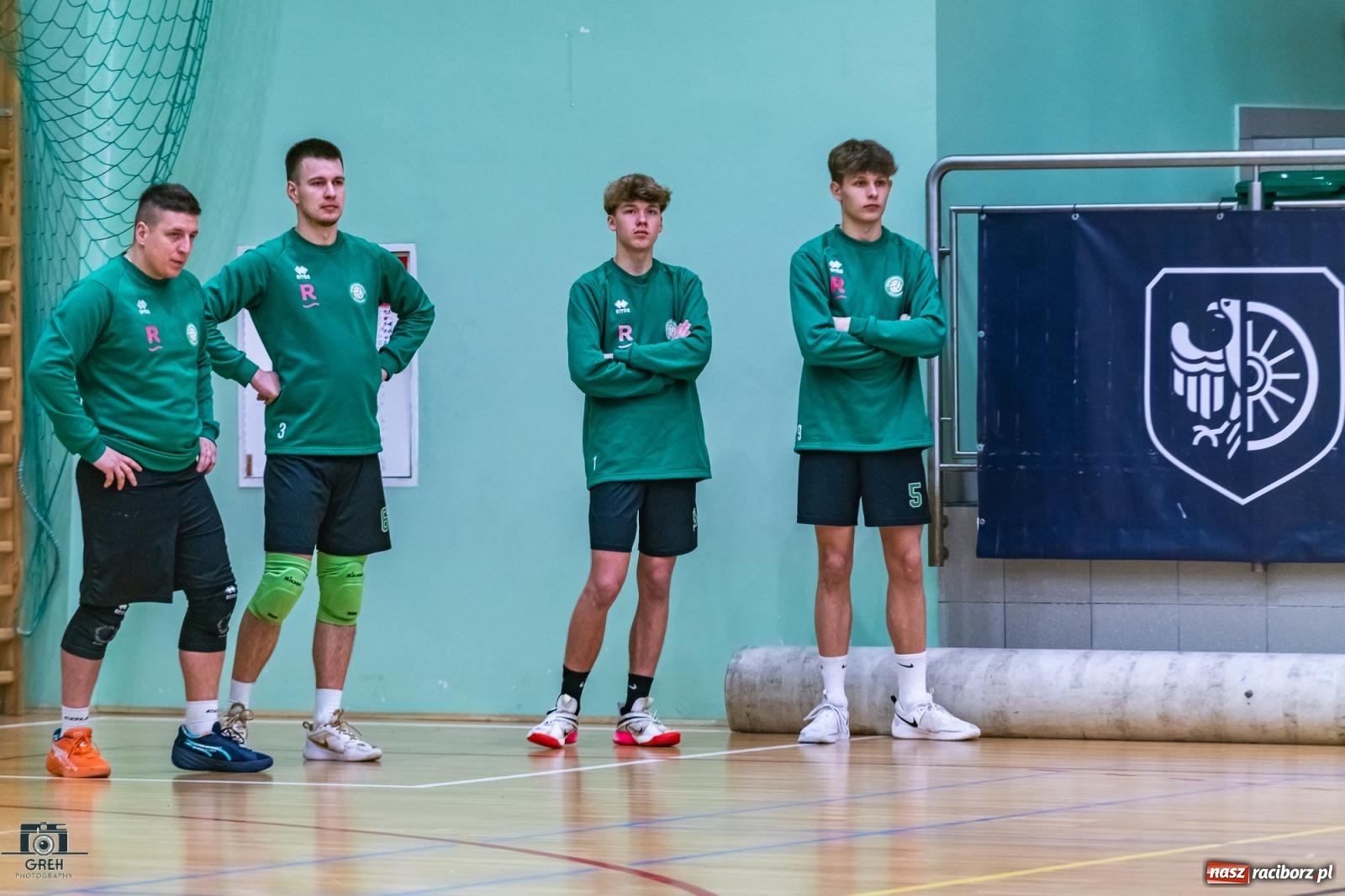 Zdjęcie w galerii na portalu naszraciborz.pl: Wyrównany bój w hali przy Łąkowej. KS Racibórz nadal na szczycie [FOTO i WIDEO] wiadomości z regionu