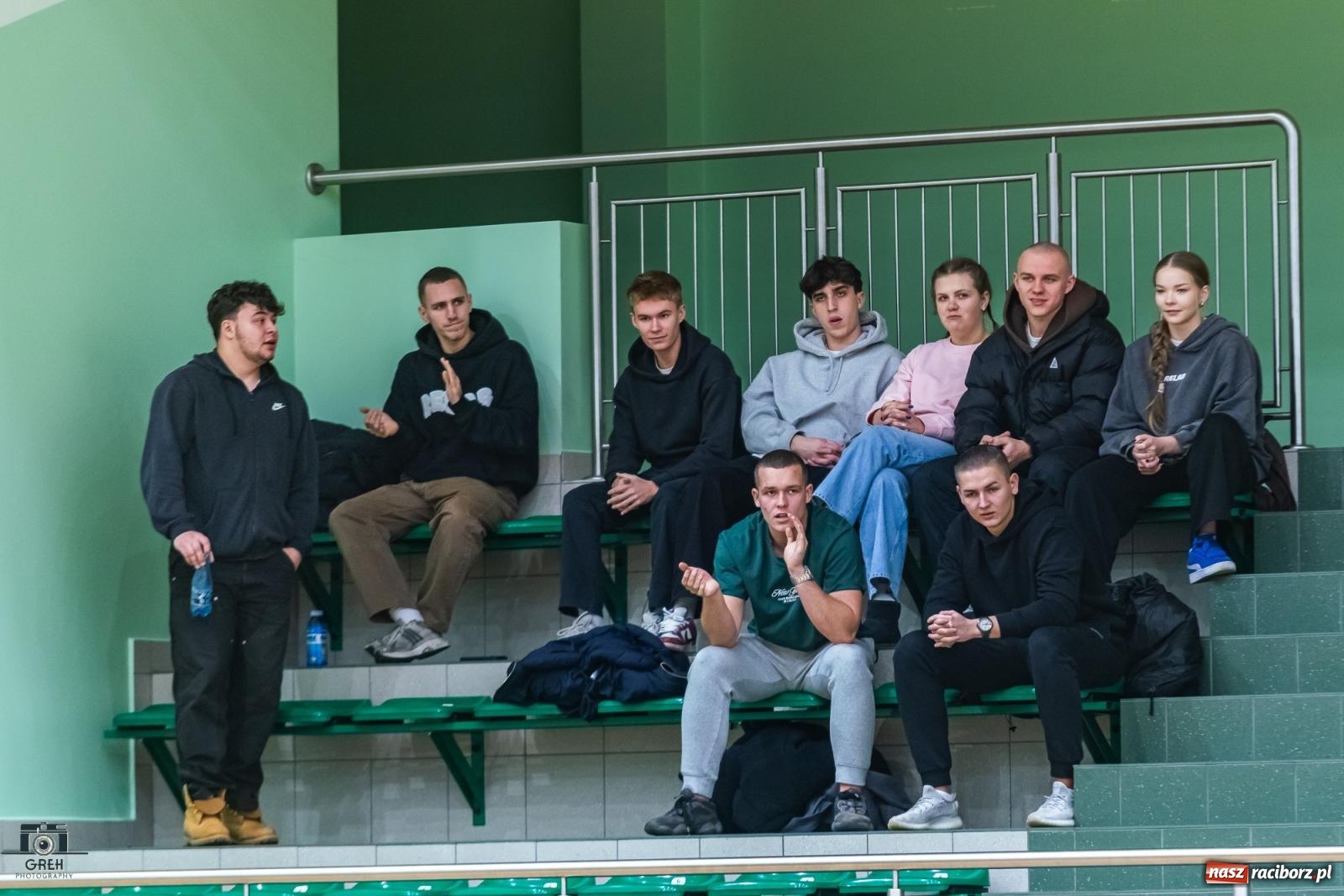 Zdjęcie w galerii na portalu naszraciborz.pl: Wyrównany bój w hali przy Łąkowej. KS Racibórz nadal na szczycie [FOTO i WIDEO] wiadomości z regionu