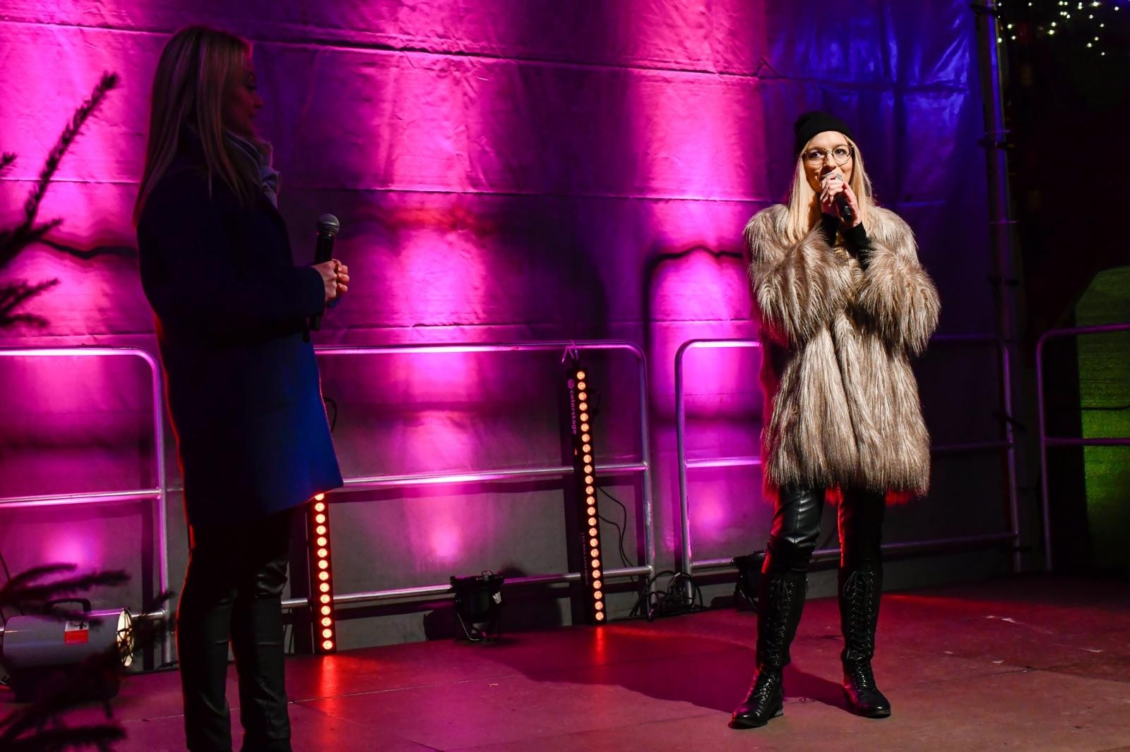 Zdjęcie w galerii na portalu naszraciborz.pl: Magia zamkowego jarmarku przyciągnęła tłumy [FOTO i WIDEO] wiadomości z regionu