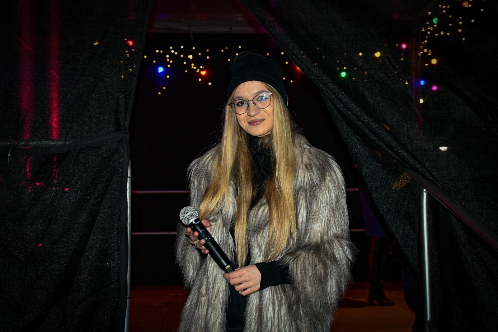 Zdjęcie w galerii na portalu naszraciborz.pl: Magia zamkowego jarmarku przyciągnęła tłumy [FOTO i WIDEO] wiadomości z regionu