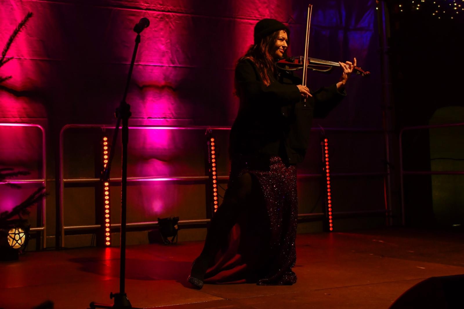 Zdjęcie w galerii na portalu naszraciborz.pl: Magia zamkowego jarmarku przyciągnęła tłumy [FOTO i WIDEO] wiadomości z regionu