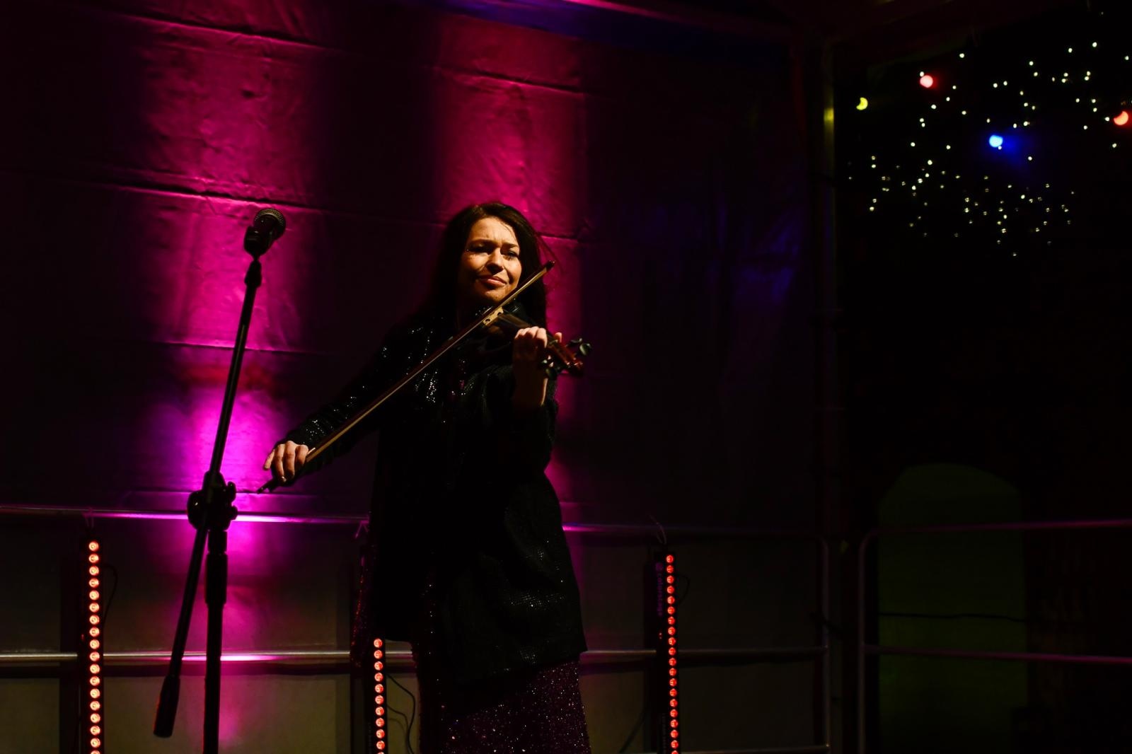 Zdjęcie w galerii na portalu naszraciborz.pl: Magia zamkowego jarmarku przyciągnęła tłumy [FOTO i WIDEO] wiadomości z regionu