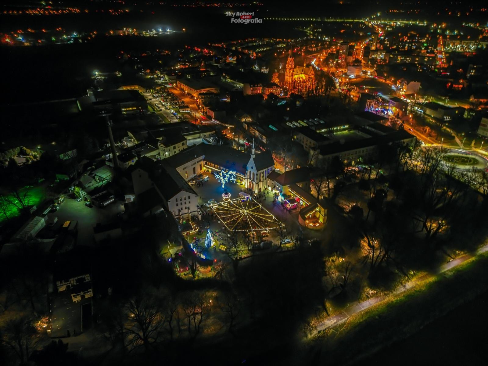 Zdjęcie w galerii na portalu naszraciborz.pl: Magia zamkowego jarmarku przyciągnęła tłumy [FOTO i WIDEO] wiadomości z regionu