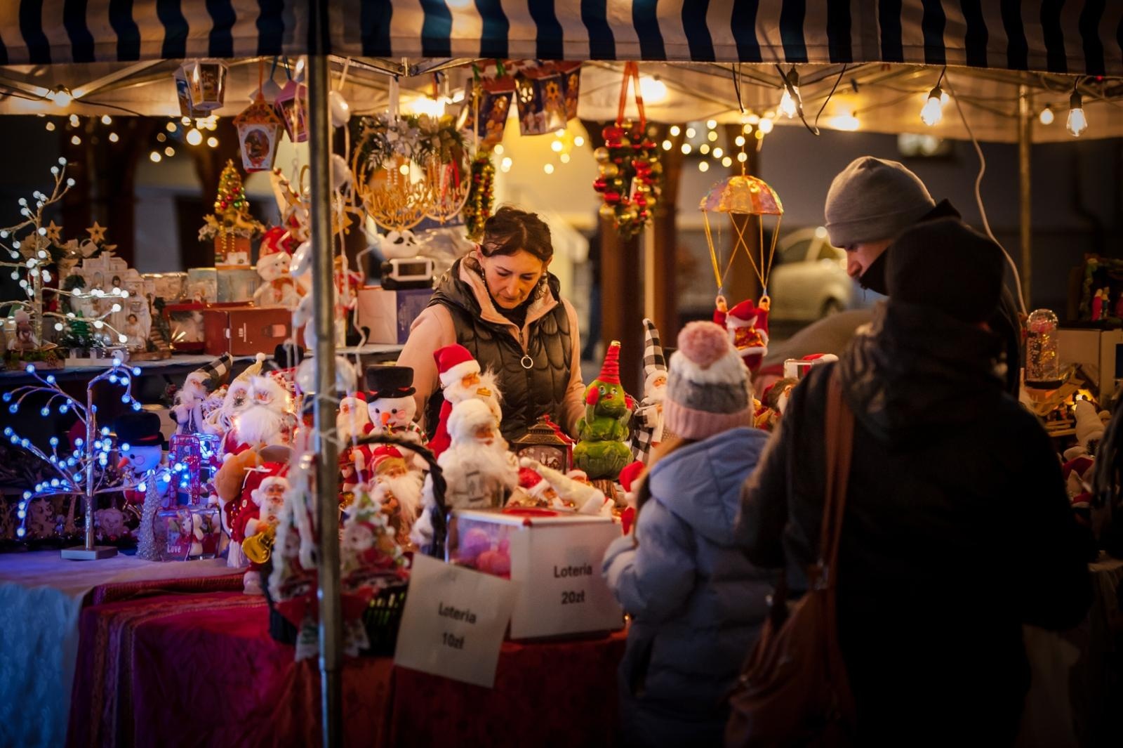 Zdjęcie w galerii na portalu naszraciborz.pl: Magia zamkowego jarmarku przyciągnęła tłumy [FOTO i WIDEO] wiadomości z regionu