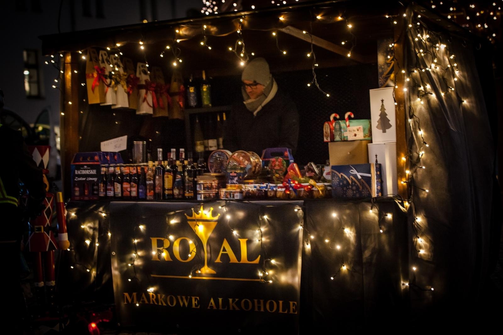 Zdjęcie w galerii na portalu naszraciborz.pl: Magia zamkowego jarmarku przyciągnęła tłumy [FOTO i WIDEO] wiadomości z regionu