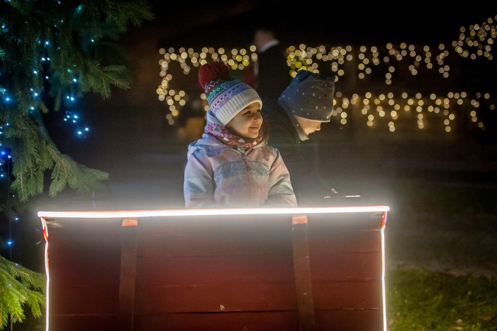 Zdjęcie w galerii na portalu naszraciborz.pl: Magia zamkowego jarmarku przyciągnęła tłumy [FOTO i WIDEO] wiadomości z regionu