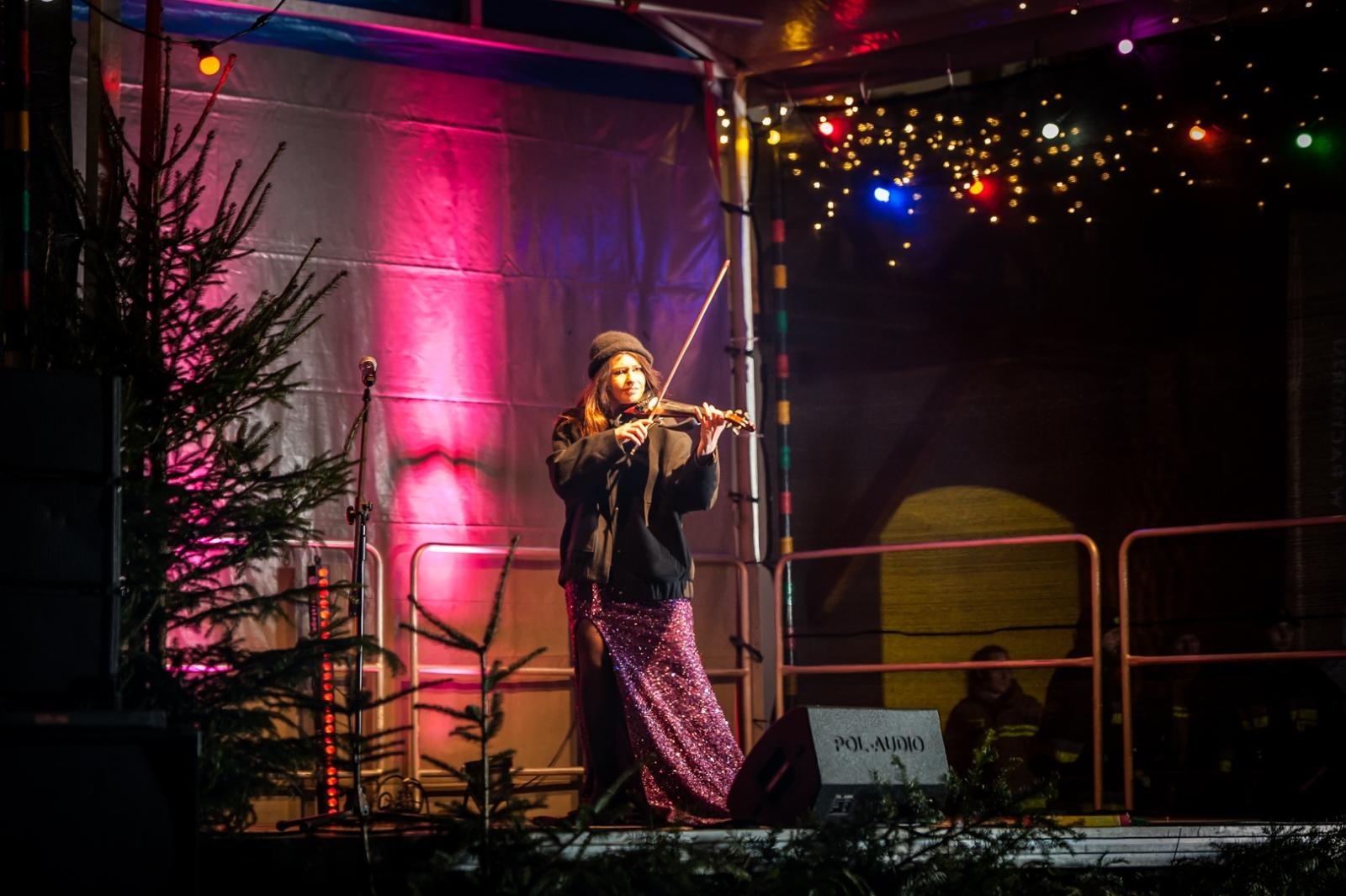 Zdjęcie w galerii na portalu naszraciborz.pl: Magia zamkowego jarmarku przyciągnęła tłumy [FOTO i WIDEO] wiadomości z regionu