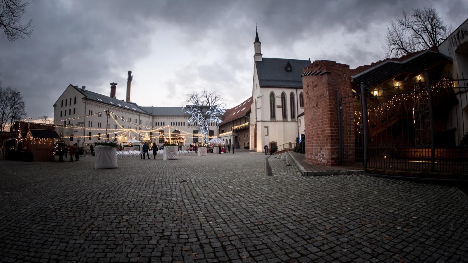 Zdjęcie w galerii na portalu naszraciborz.pl: Magia zamkowego jarmarku przyciągnęła tłumy [FOTO i WIDEO] wiadomości z regionu