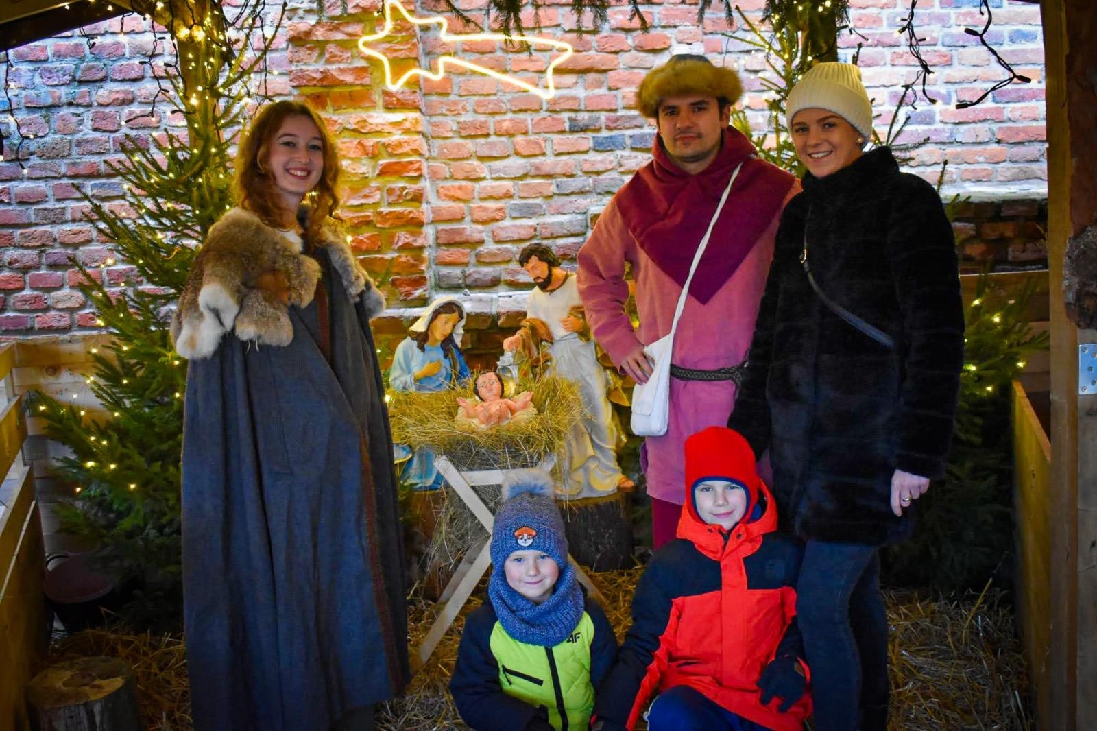 Zdjęcie w galerii na portalu naszraciborz.pl: Magia zamkowego jarmarku przyciągnęła tłumy [FOTO i WIDEO] wiadomości z regionu