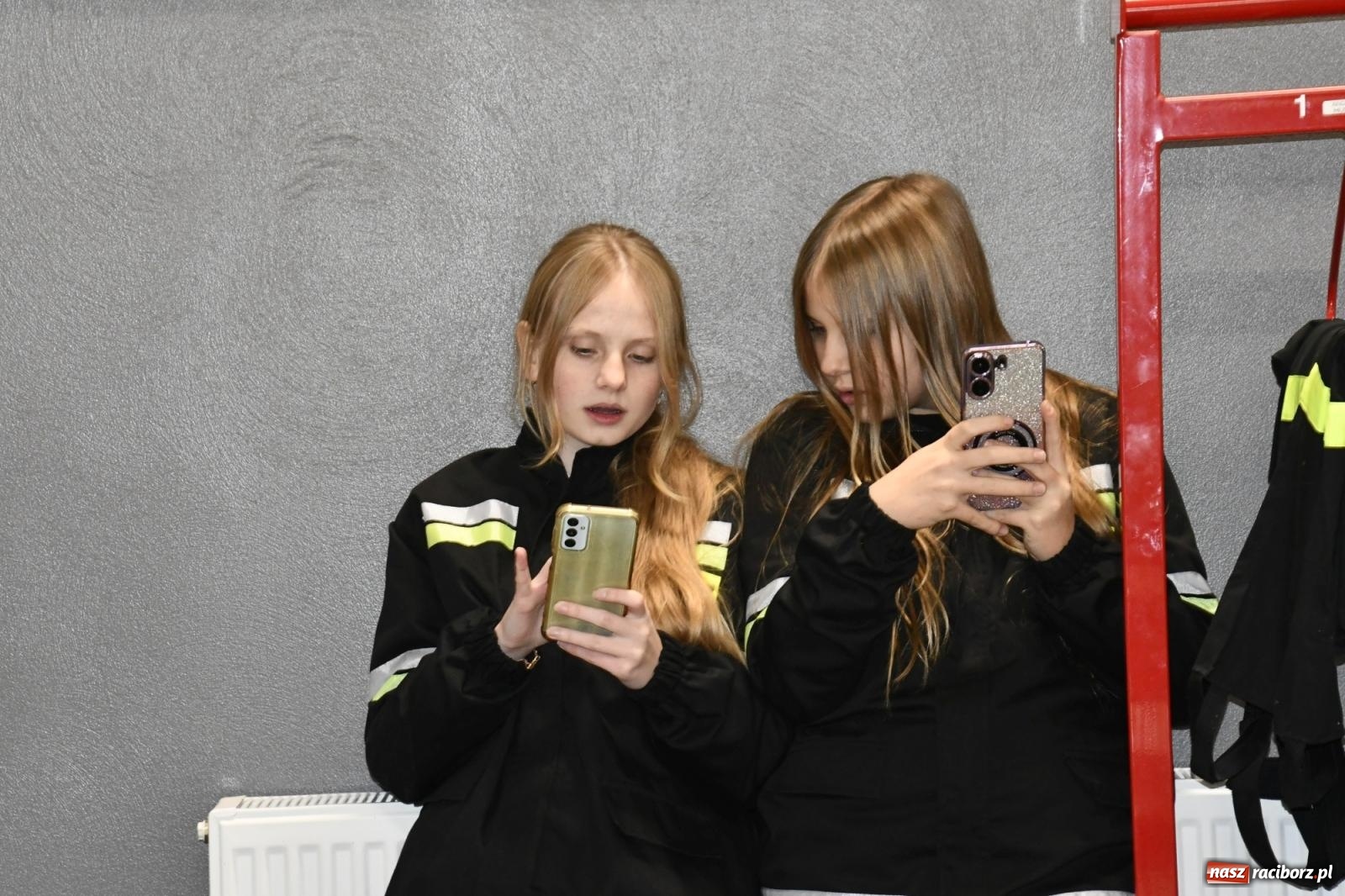 Zdjęcie w galerii na portalu naszraciborz.pl: Od przyczepy z pompą do nowego Volvo. Wielkie święto w OSP Żerdziny wiadomości z regionu