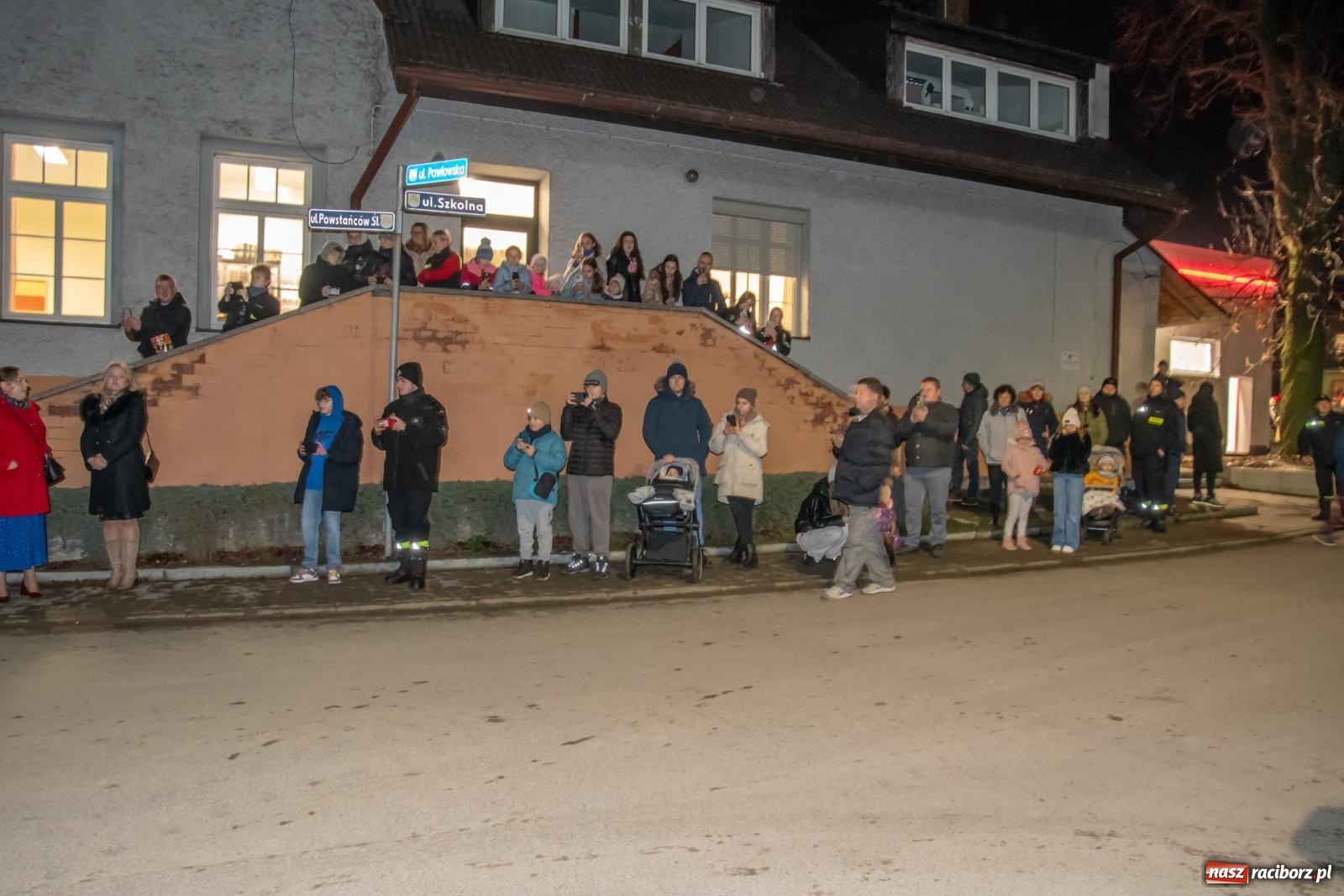 Zdjęcie w galerii na portalu naszraciborz.pl: Od przyczepy z pompą do nowego Volvo. Wielkie święto w OSP Żerdziny wiadomości z regionu