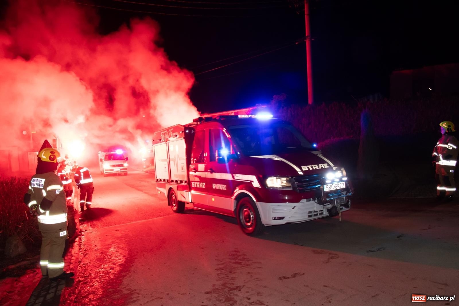 Zdjęcie w galerii na portalu naszraciborz.pl: Od przyczepy z pompą do nowego Volvo. Wielkie święto w OSP Żerdziny wiadomości z regionu