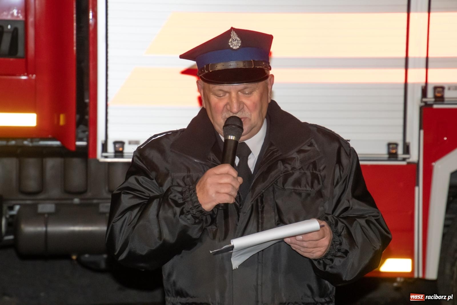 Zdjęcie w galerii na portalu naszraciborz.pl: Od przyczepy z pompą do nowego Volvo. Wielkie święto w OSP Żerdziny wiadomości z regionu