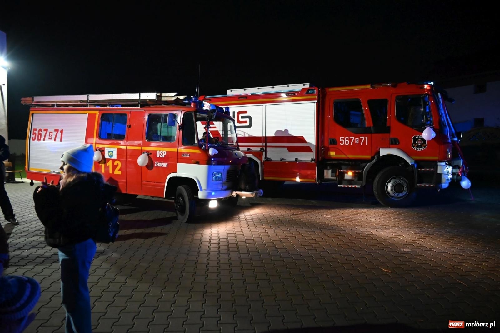 Zdjęcie w galerii na portalu naszraciborz.pl: Od przyczepy z pompą do nowego Volvo. Wielkie święto w OSP Żerdziny wiadomości z regionu