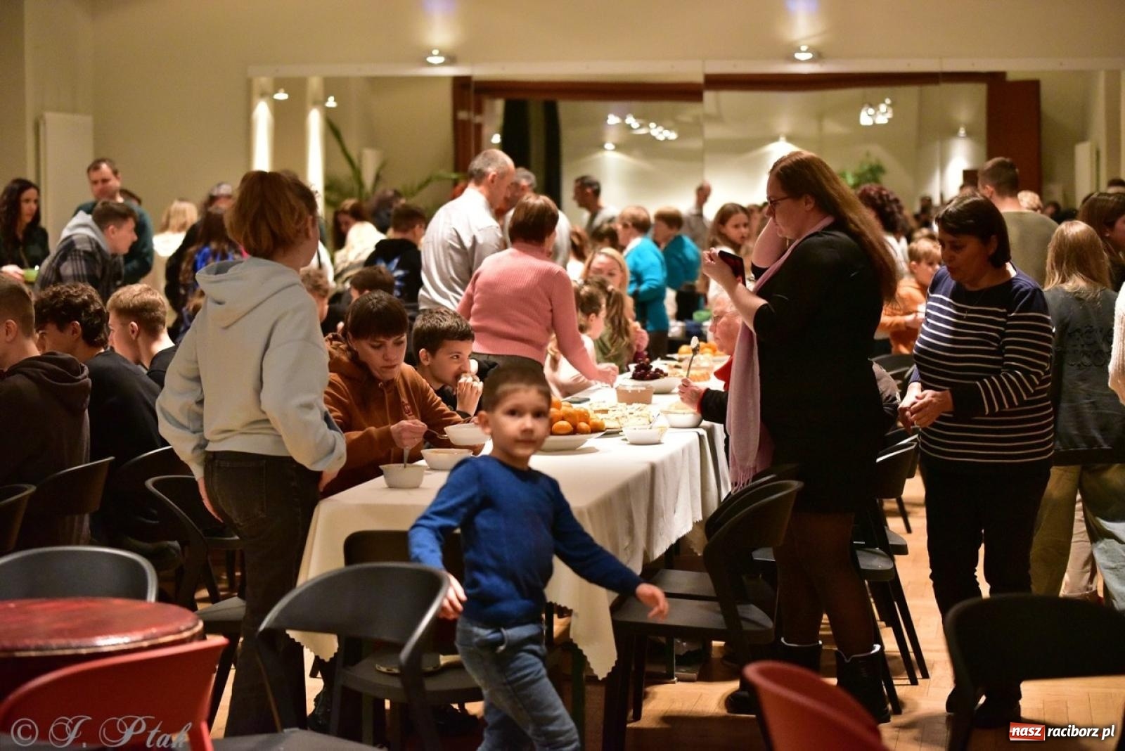 Zdjęcie w galerii na portalu naszraciborz.pl: Podsumowanie polsko-ukraińskiego projektu w Raciborskim Centrum Kultury wiadomości z regionu