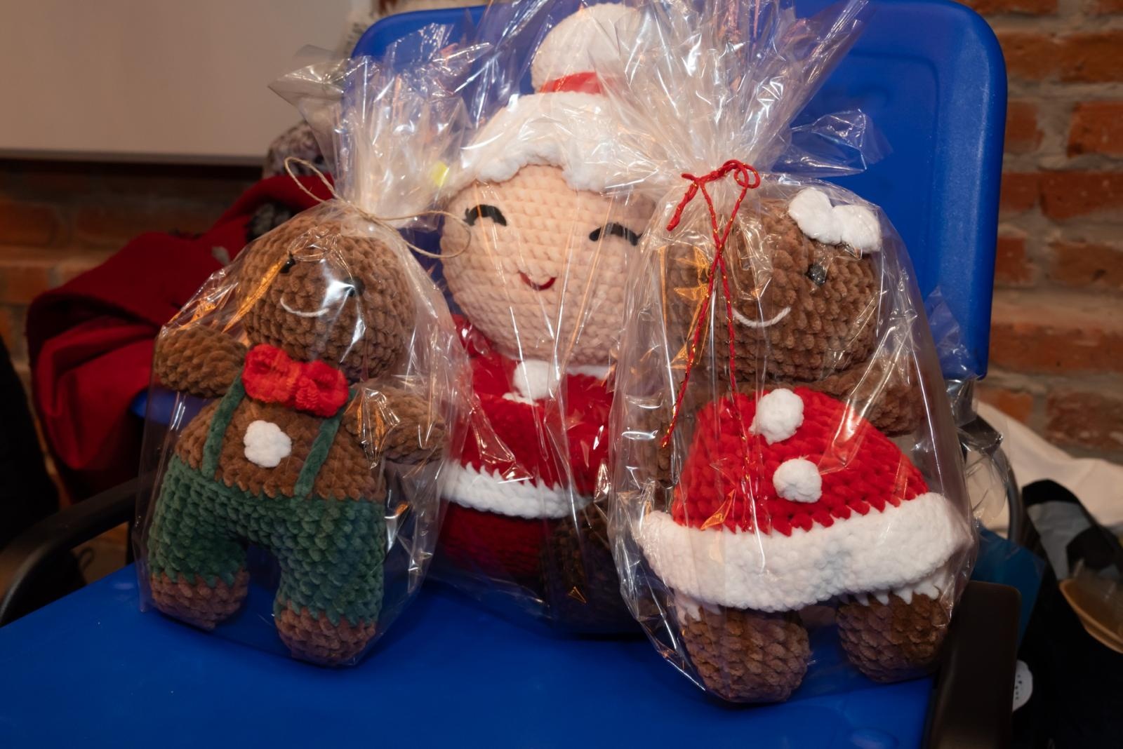 Zdjęcie w galerii na portalu naszraciborz.pl: Kiermasz Bożonarodzeniowy na Zamku w Tworkowie. To miejsce przyciąga jak magnes wiadomości z regionu