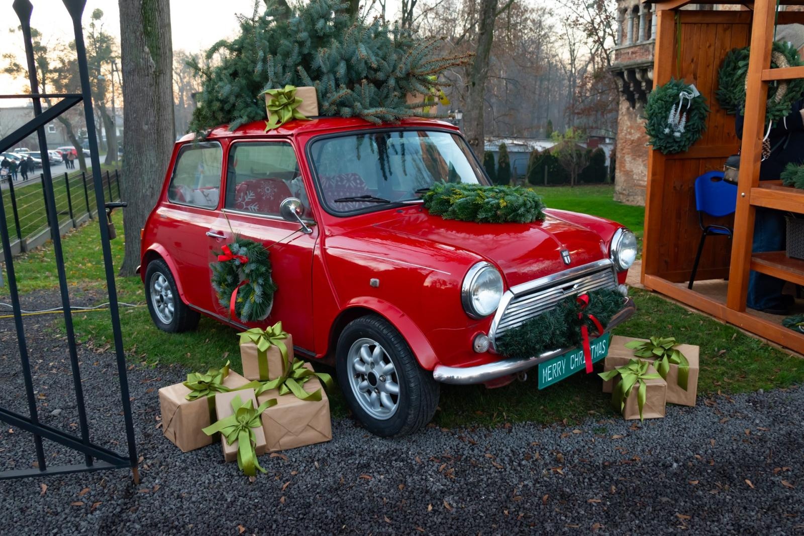 Zdjęcie w galerii na portalu naszraciborz.pl: Kiermasz Bożonarodzeniowy na Zamku w Tworkowie. To miejsce przyciąga jak magnes wiadomości z regionu