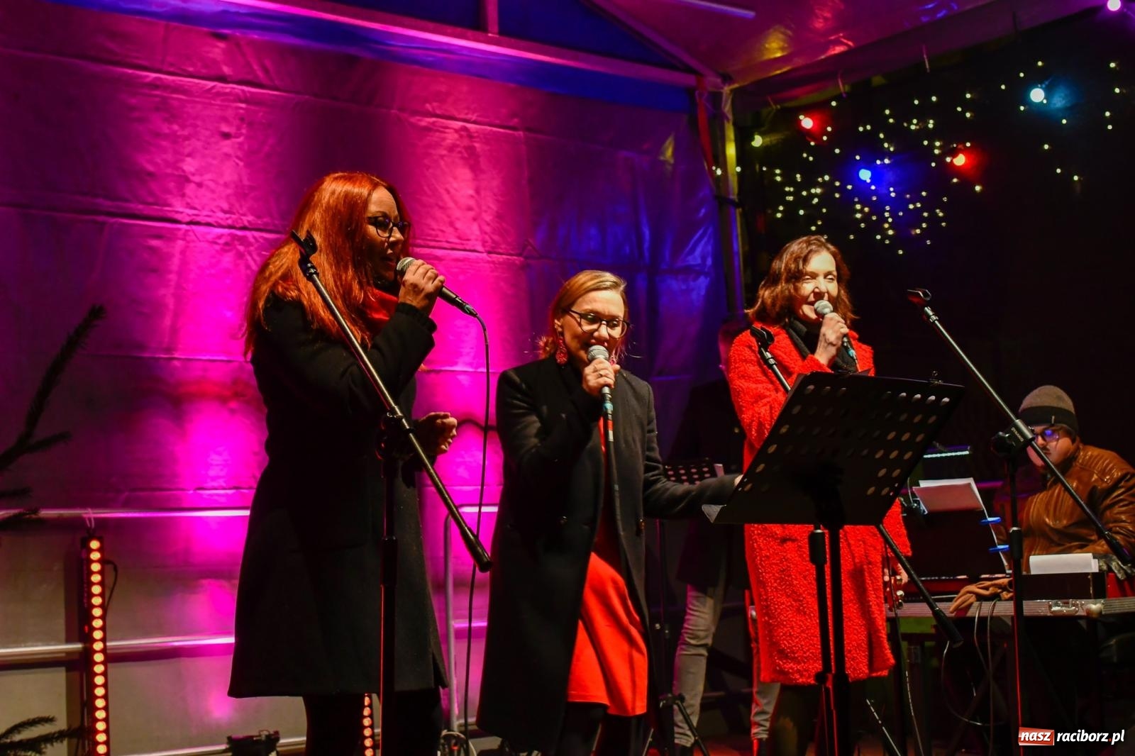 Zdjęcie w galerii na portalu naszraciborz.pl: Niedzielne tłumy na Bajkowym Zamku w Raciborzu. Za tydzień kolejne atrakcje [FOTO, WIDEO, PROGRAM] wiadomości z regionu