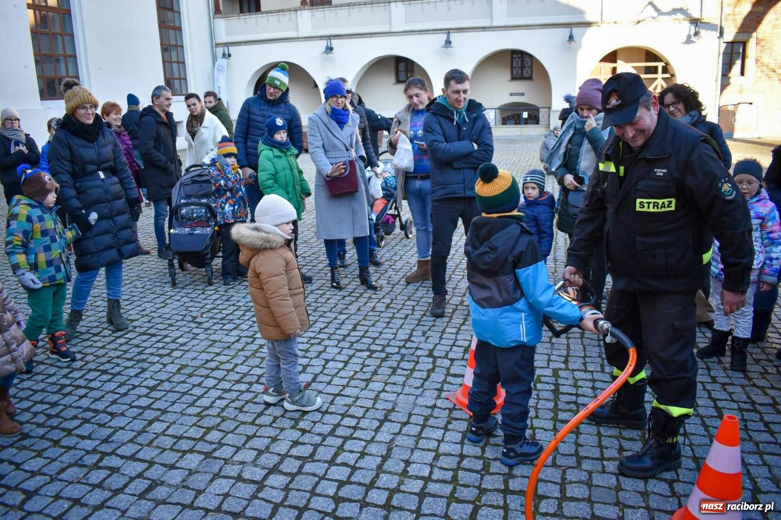 Zdjęcie w galerii na portalu naszraciborz.pl: Niedzielne tłumy na Bajkowym Zamku w Raciborzu. Za tydzień kolejne atrakcje [FOTO, WIDEO, PROGRAM] wiadomości z regionu