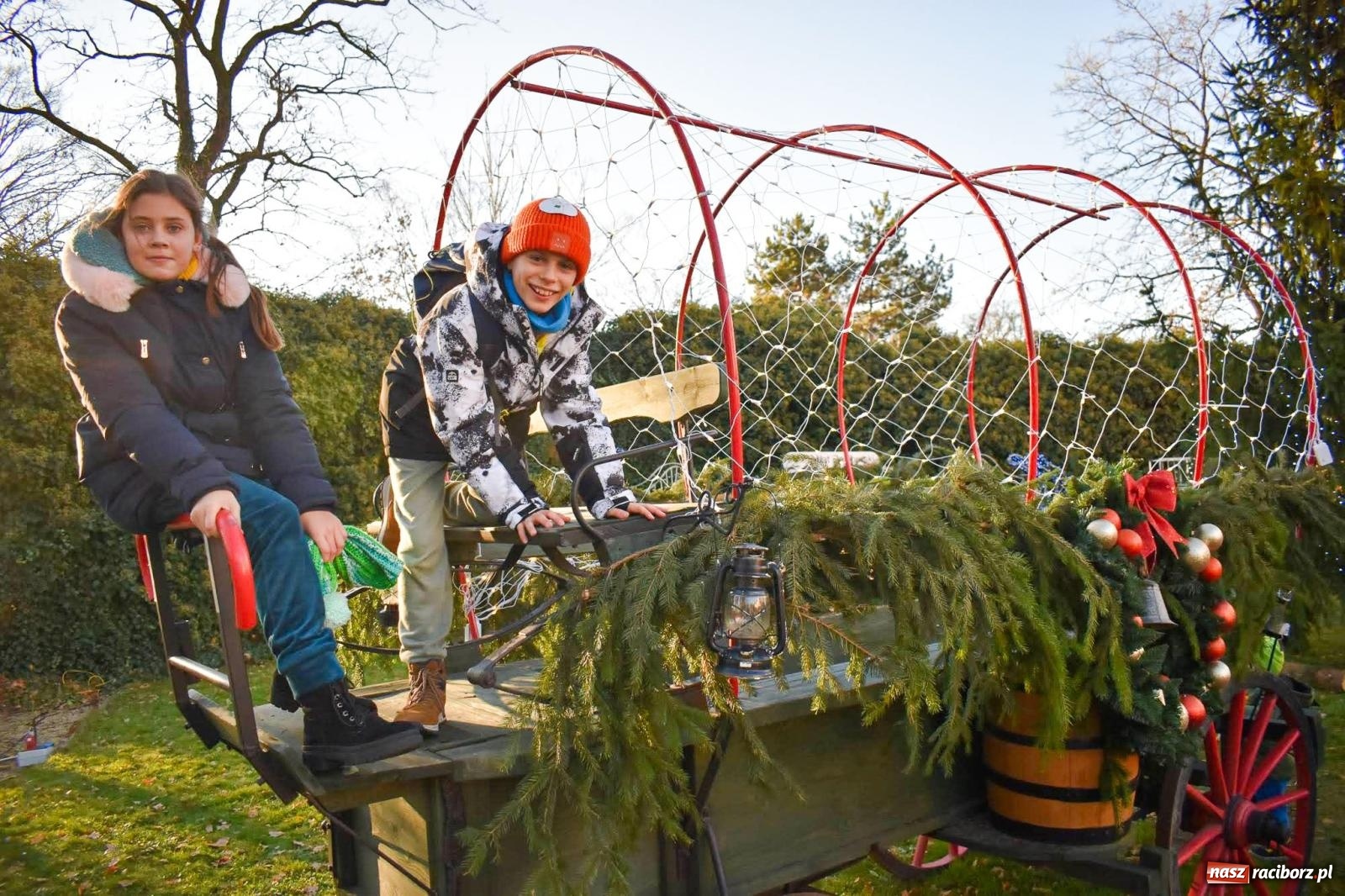 Zdjęcie w galerii na portalu naszraciborz.pl: Niedzielne tłumy na Bajkowym Zamku w Raciborzu. Za tydzień kolejne atrakcje [FOTO, WIDEO, PROGRAM] wiadomości z regionu