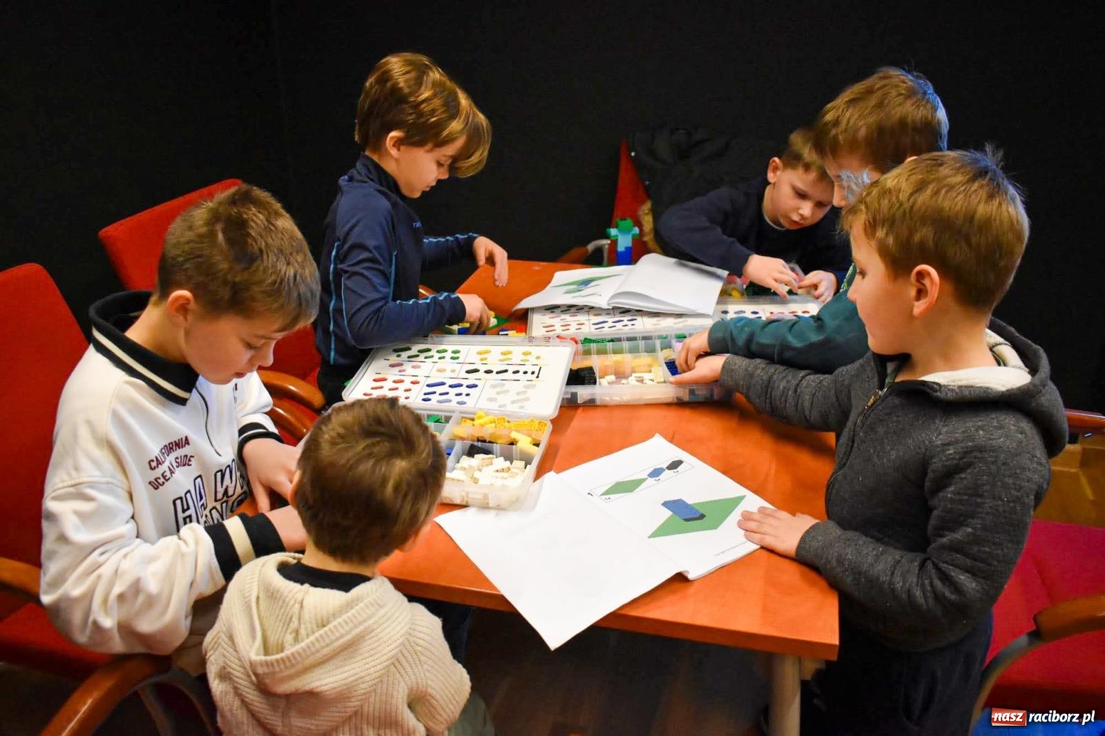 Zdjęcie w galerii na portalu naszraciborz.pl: Niedzielne tłumy na Bajkowym Zamku w Raciborzu. Za tydzień kolejne atrakcje [FOTO, WIDEO, PROGRAM] wiadomości z regionu