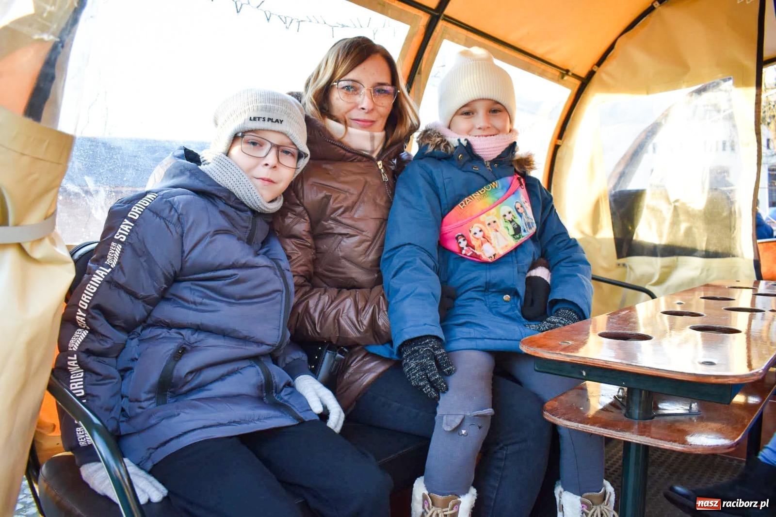 Zdjęcie w galerii na portalu naszraciborz.pl: Niedzielne tłumy na Bajkowym Zamku w Raciborzu. Za tydzień kolejne atrakcje [FOTO, WIDEO, PROGRAM] wiadomości z regionu