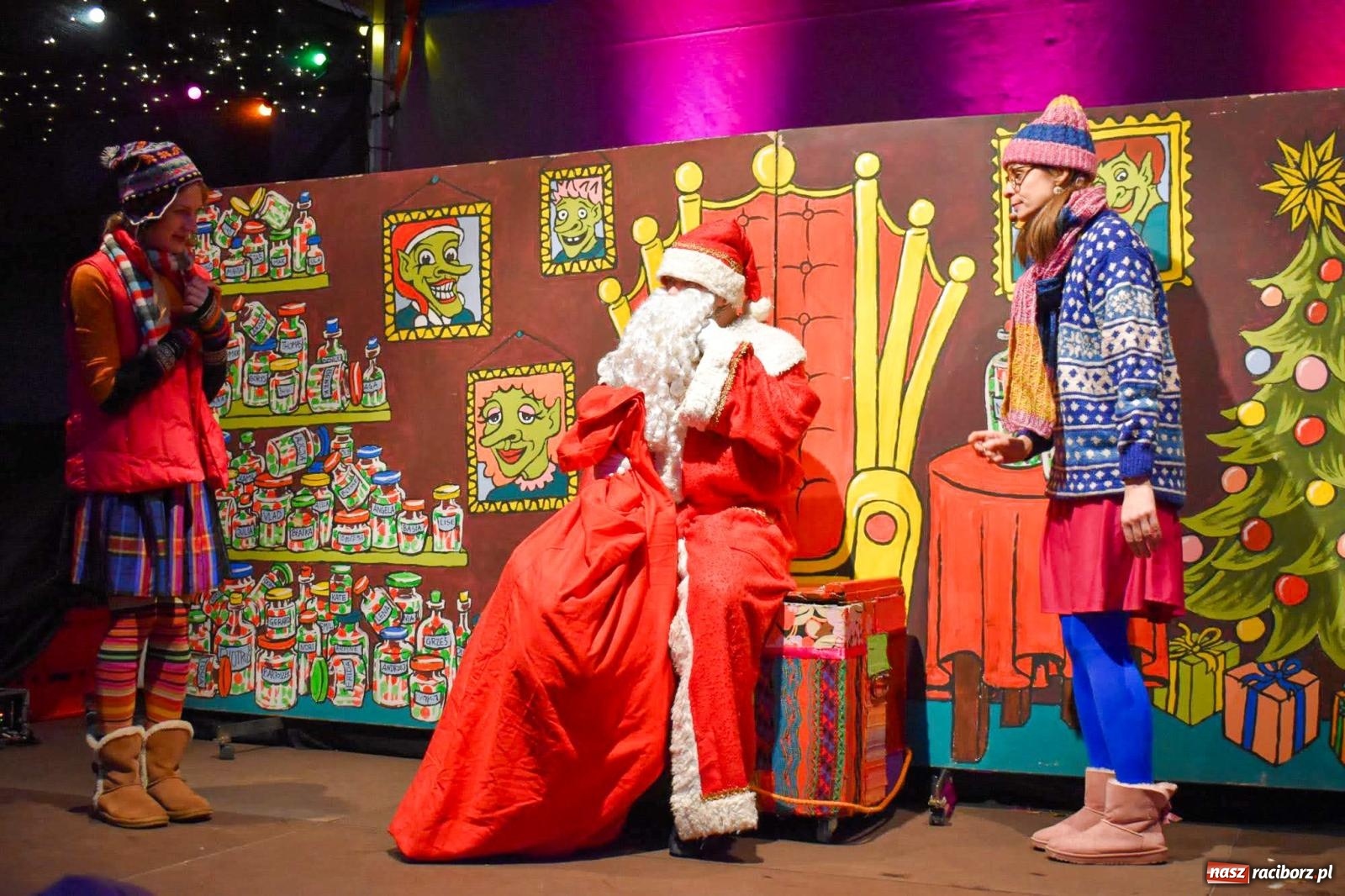 Zdjęcie w galerii na portalu naszraciborz.pl: Niedzielne tłumy na Bajkowym Zamku w Raciborzu. Za tydzień kolejne atrakcje [FOTO, WIDEO, PROGRAM] wiadomości z regionu