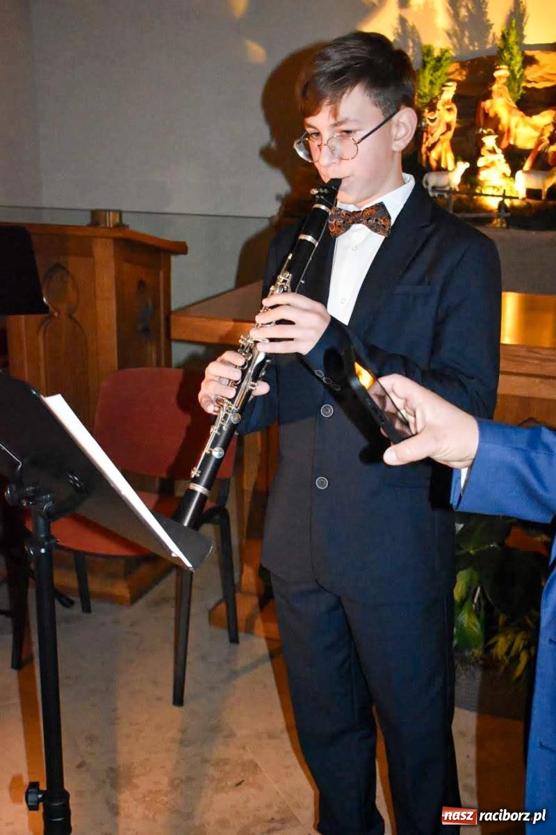 Zdjęcie w galerii na portalu naszraciborz.pl: Niedzielne tłumy na Bajkowym Zamku w Raciborzu. Za tydzień kolejne atrakcje [FOTO, WIDEO, PROGRAM] wiadomości z regionu