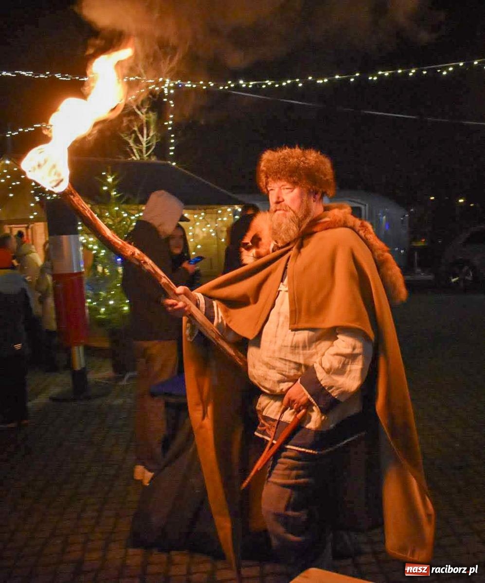 Zdjęcie w galerii na portalu naszraciborz.pl: Niedzielne tłumy na Bajkowym Zamku w Raciborzu. Za tydzień kolejne atrakcje [FOTO, WIDEO, PROGRAM] wiadomości z regionu