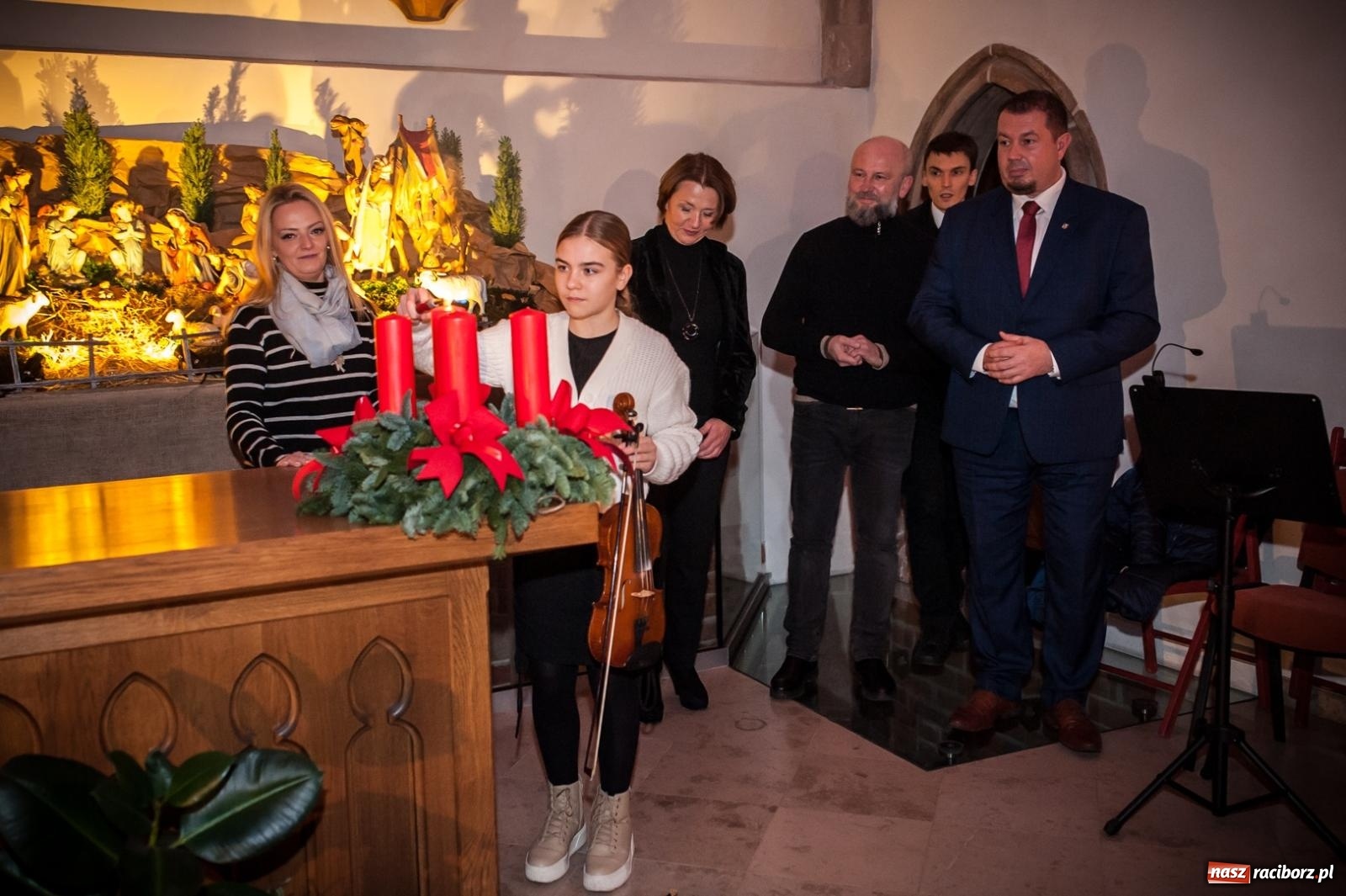 Zdjęcie w galerii na portalu naszraciborz.pl: Niedzielne tłumy na Bajkowym Zamku w Raciborzu. Za tydzień kolejne atrakcje [FOTO, WIDEO, PROGRAM] wiadomości z regionu