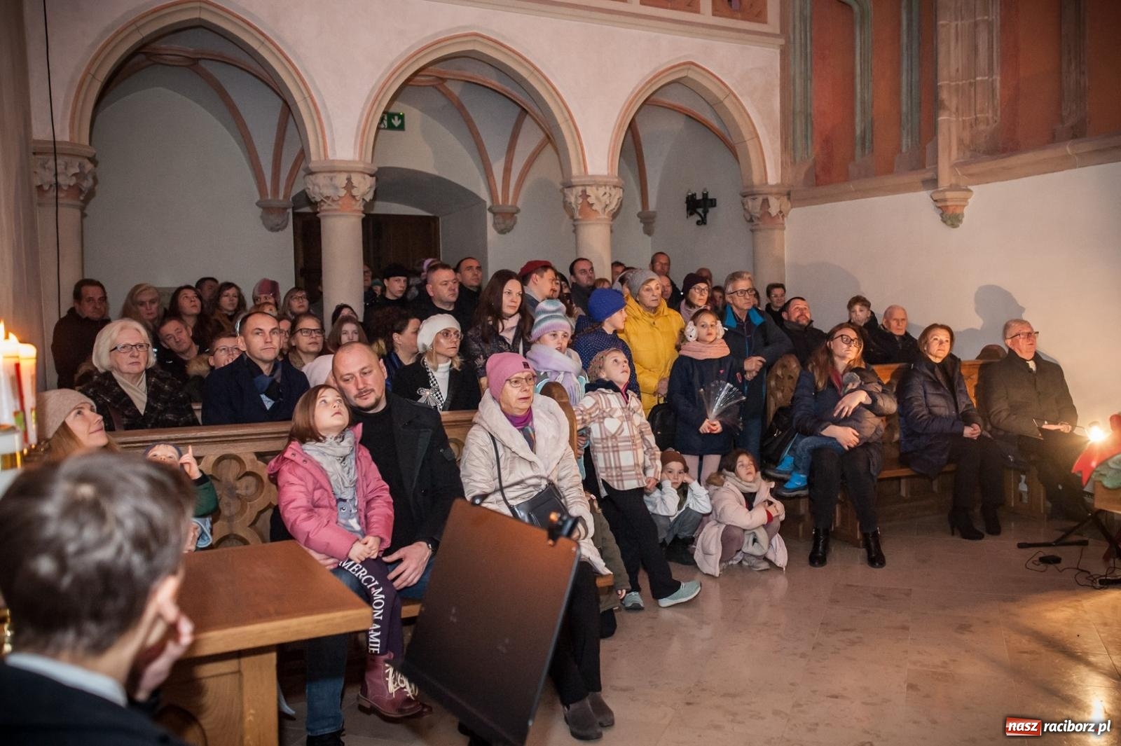 Zdjęcie w galerii na portalu naszraciborz.pl: Niedzielne tłumy na Bajkowym Zamku w Raciborzu. Za tydzień kolejne atrakcje [FOTO, WIDEO, PROGRAM] wiadomości z regionu