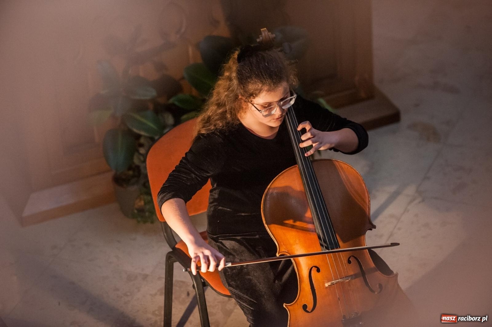 Zdjęcie w galerii na portalu naszraciborz.pl: Niedzielne tłumy na Bajkowym Zamku w Raciborzu. Za tydzień kolejne atrakcje [FOTO, WIDEO, PROGRAM] wiadomości z regionu