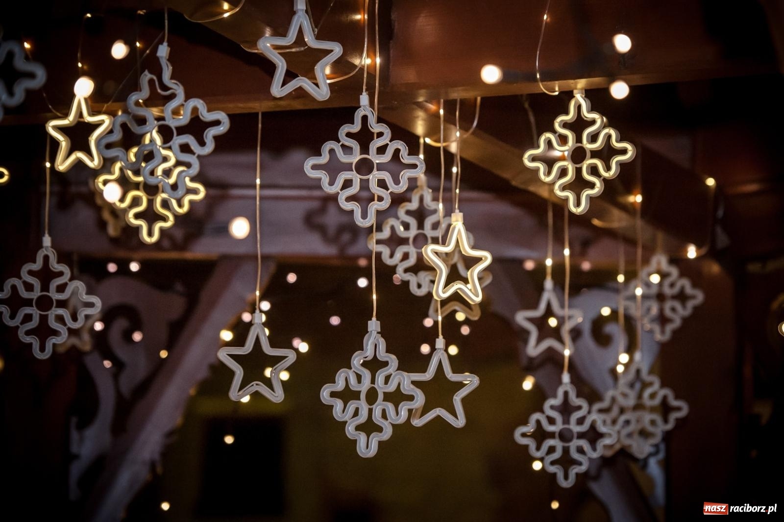 Zdjęcie w galerii na portalu naszraciborz.pl: Niedzielne tłumy na Bajkowym Zamku w Raciborzu. Za tydzień kolejne atrakcje [FOTO, WIDEO, PROGRAM] wiadomości z regionu