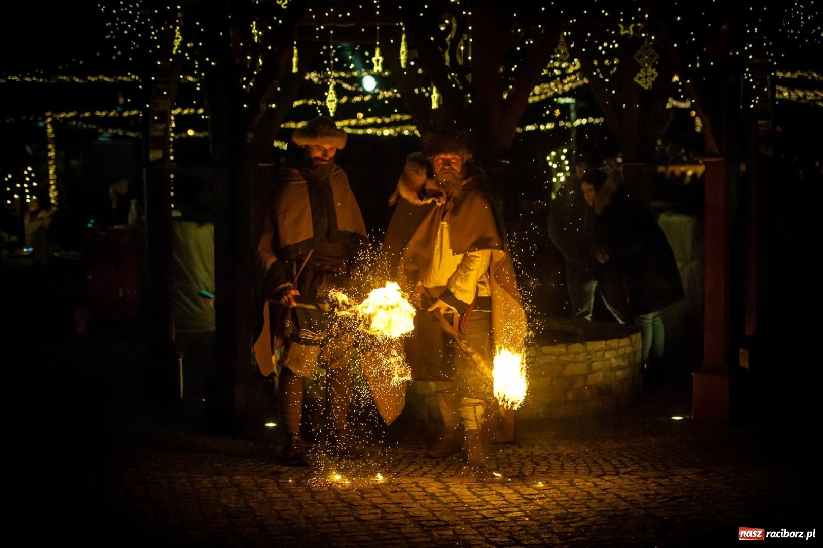 Zdjęcie w galerii na portalu naszraciborz.pl: Niedzielne tłumy na Bajkowym Zamku w Raciborzu. Za tydzień kolejne atrakcje [FOTO, WIDEO, PROGRAM] wiadomości z regionu